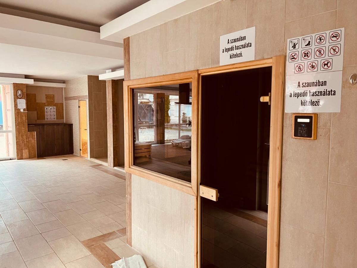 Elit Medencés Hajdúszoboszló